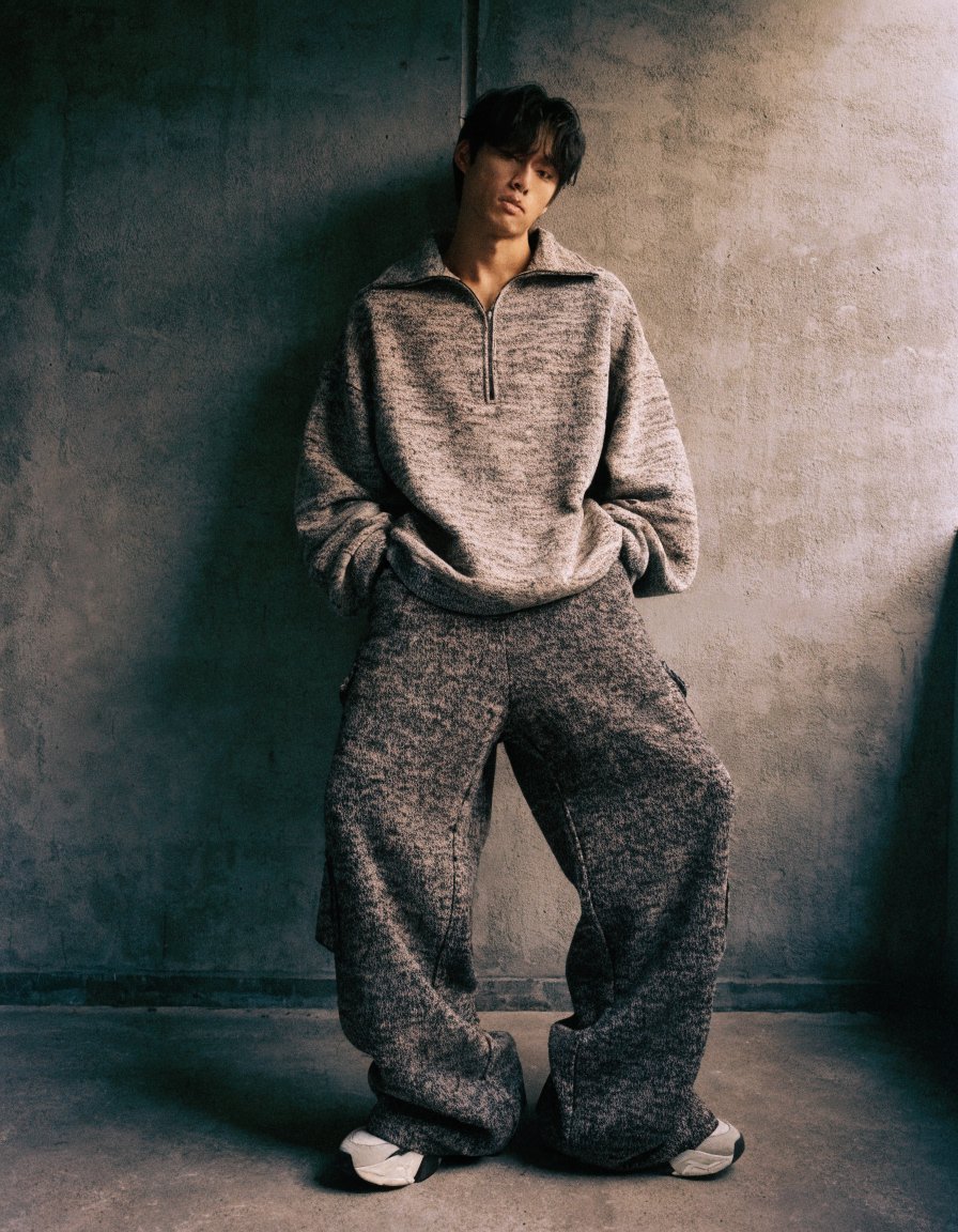 Editorial high fashion streetwear TYGRKNIT